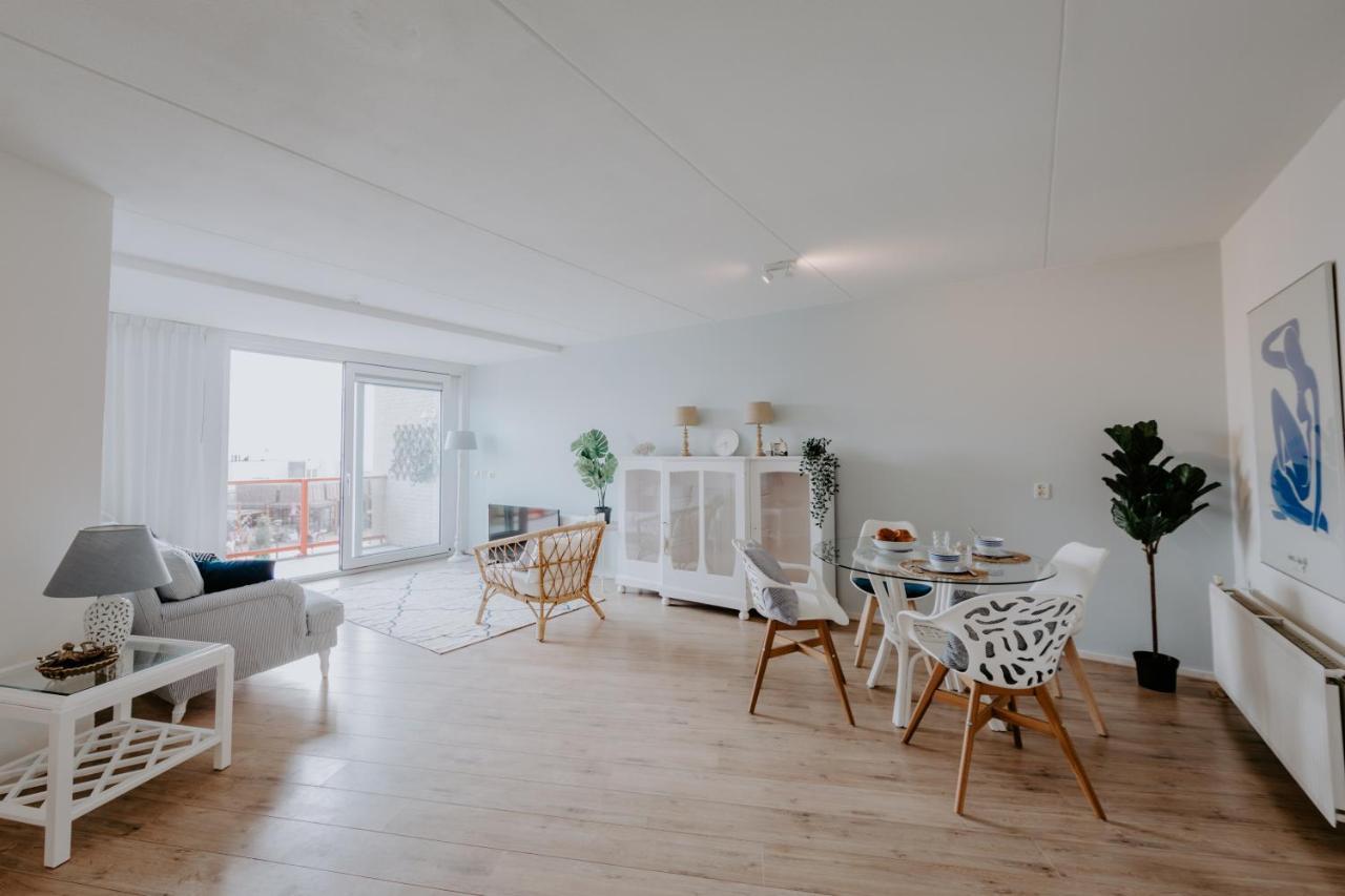 Stijlvol Appartement Op Strand Makkum Εξωτερικό φωτογραφία